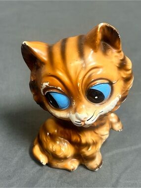 Vintage Norleans Ceramic Small Cat Japan Big Eyes Tabby 60s